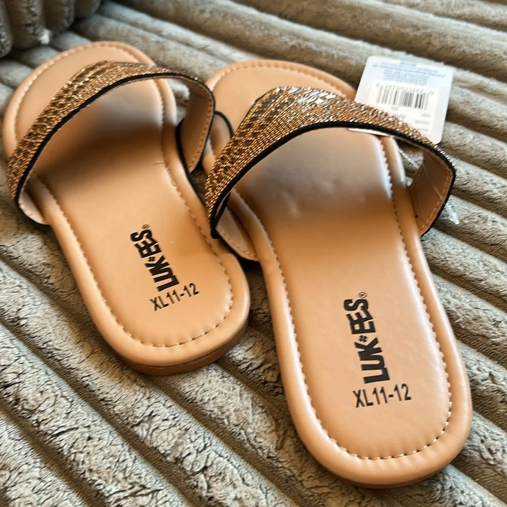 Muk Luks Luk*Ees NWT Brown/Tan Rhinestone Sandals XL 11-12 Gorgeous So Chic New - Picture 7 of 13